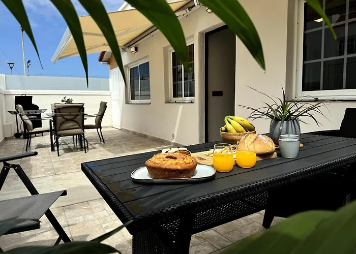 Mar Y Montana Nyaraló *